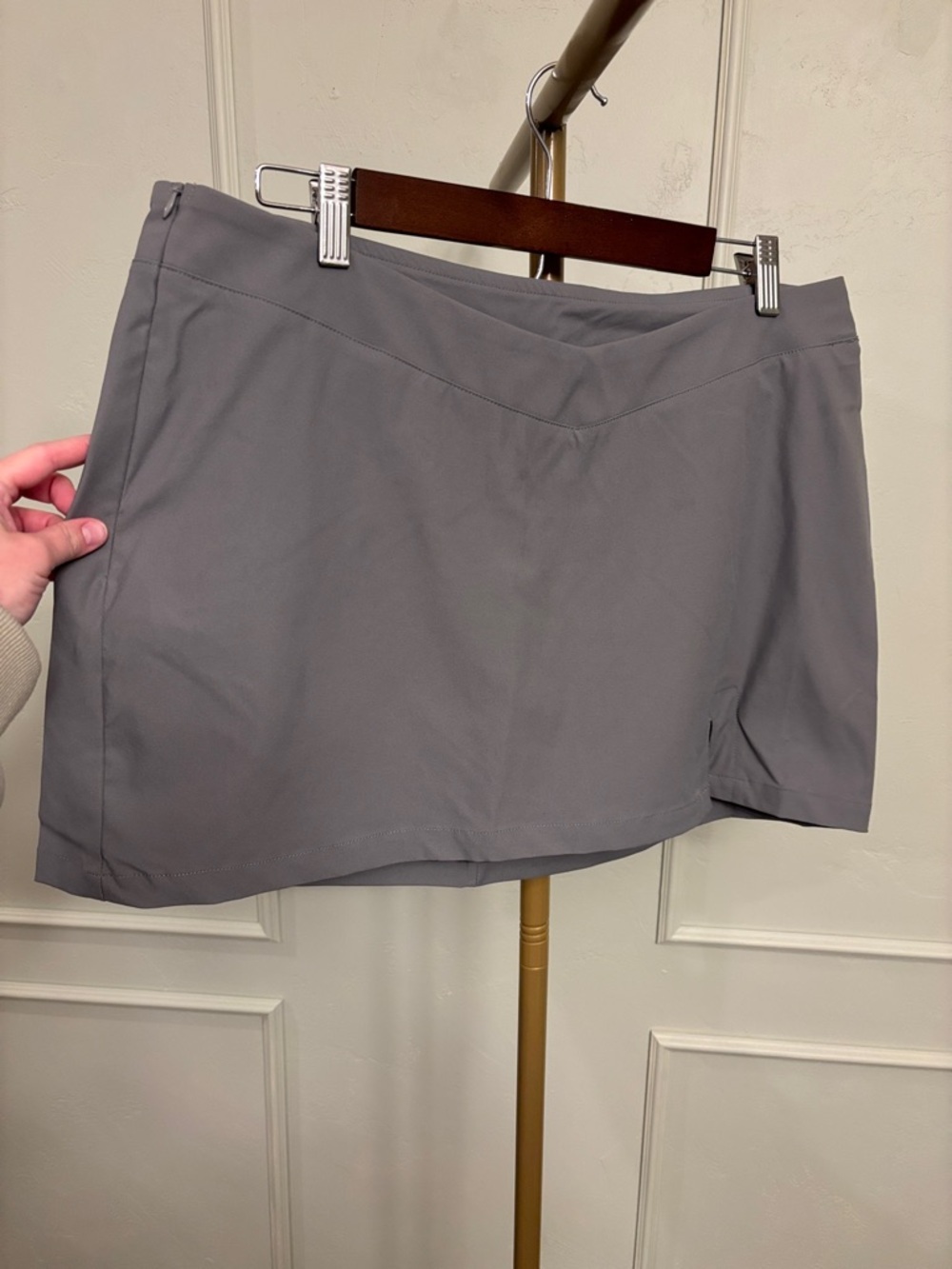 HALARA Gray Skirt Quick Dry Material with Zipper MSRP $39 NWT XL